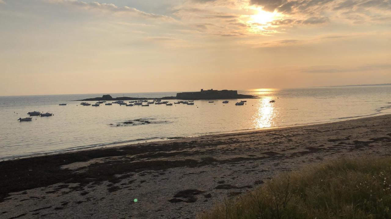 Loriot1- Vue Sur Le Bloque